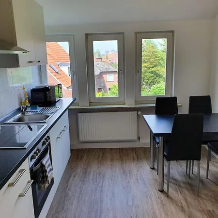 Kernsaniertes In Ruhiger Und Zentraler Lage By Interhome *