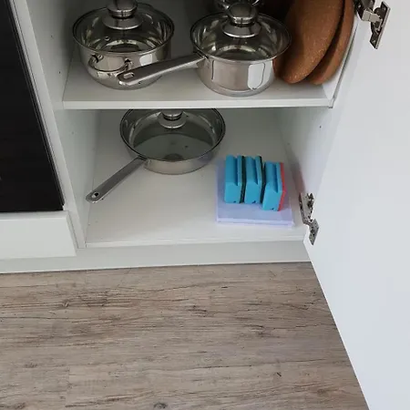 Apartmán Kernsaniertes In Ruhiger Und Zentraler Lage By Interhome