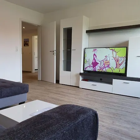 Appartamento Kernsaniertes In Ruhiger Und Zentraler Lage By Interhome